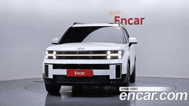 Hyundai Santa Fe 2023 — ფოტო 2/20