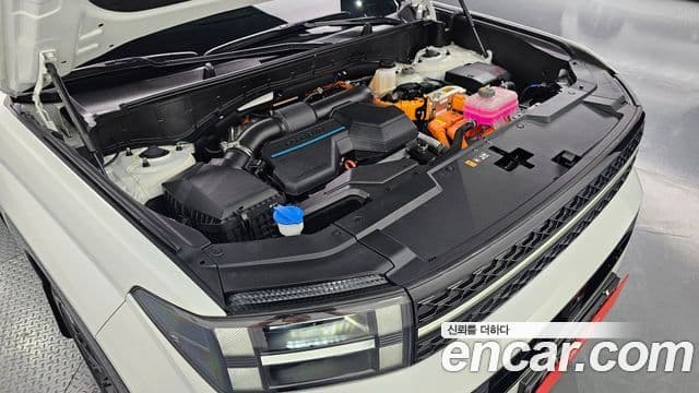 Hyundai Santa Fe 2023 — ფოტო 5/20