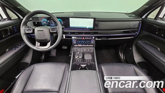 Hyundai Santa Fe 2023 — ფოტო 9/20