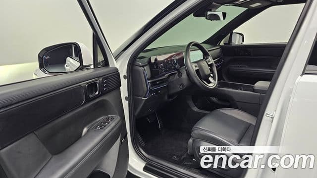 Hyundai Santa Fe 2023 — ფოტო 8/20