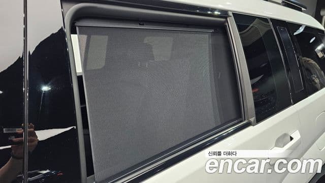 Hyundai Santa Fe 2023 — Photo 29/38