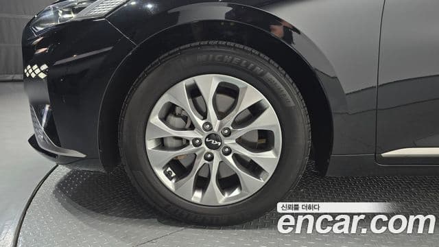 Kia K8 2021 — ფოტო 5/20
