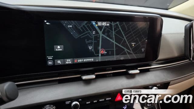 Kia Carnival 2021 — Şəkil 15/20