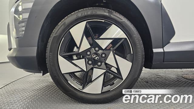 Hyundai Kona 2024 — ფოტო 5/20