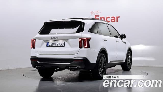 Kia Sorento 2024 — Фото 2/20