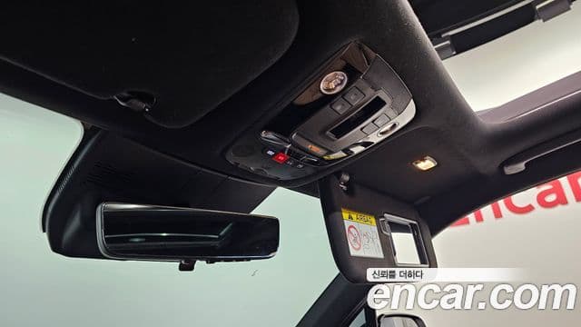 Kia Sorento 2024 — Фото 17/20