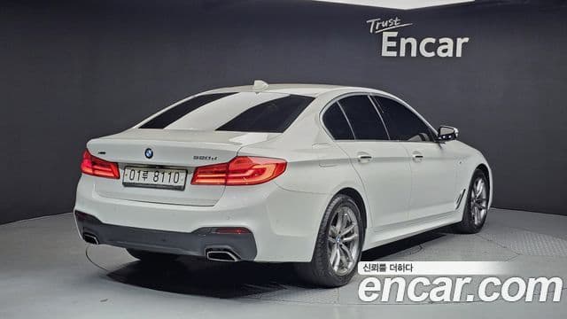 BMW 5 Series 2018 — Şəkil 2/20