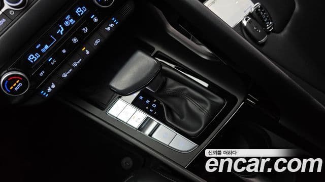 Hyundai Avante 2023 — ფოტო 9/20