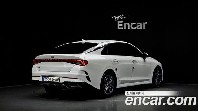 Kia K5 2021 — ფოტო 2/20