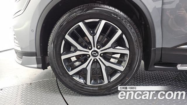 Renault Samsung QM6 2021 — ფოტო 3/33