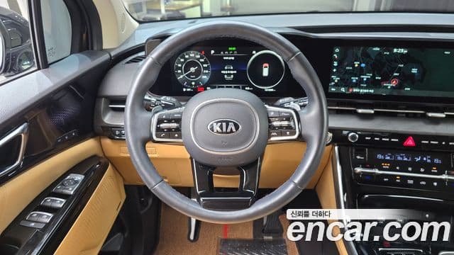 Kia Carnival 2021 — Фото 13/20