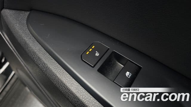 Kia Sportage 2025 — Photo 7/38