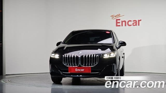 BMW 2 Series Active Tourer 2025 — фото 2 из 20