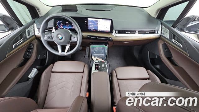 BMW 2 Series Active Tourer 2025 — ფოტო 10/20