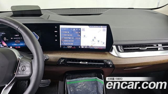 BMW 2 Series Active Tourer 2025 — ფოტო 14/20