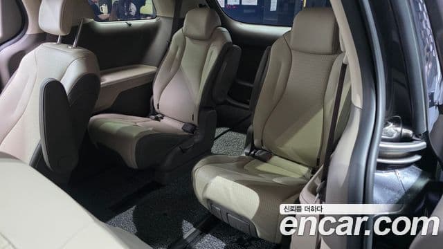 Kia Carnival 2021 — Şəkil 11/20