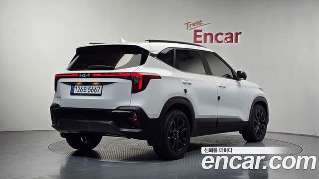 Kia Seltos 2024 — Şəkil 2/20