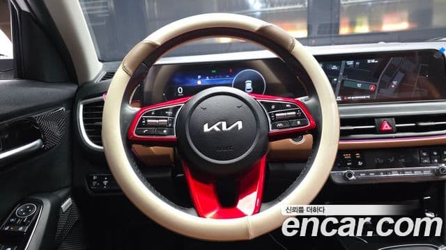 Kia Seltos 2024 — Şəkil 13/20