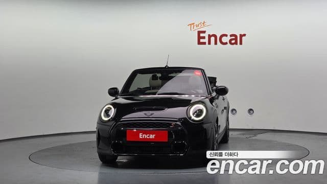 Mini Cooper S Convertible 2023 — ფოტო 3/20