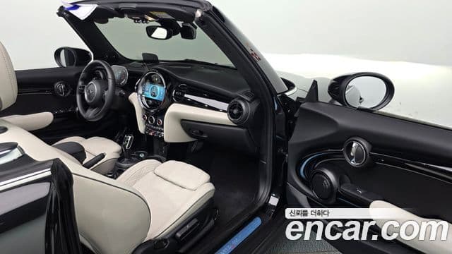 Mini Cooper S Convertible 2023 — ფოტო 12/20
