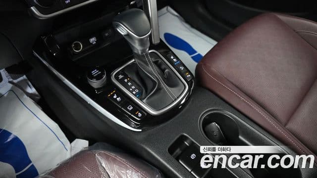 Kia Seltos 2019 — ფოტო 9/20