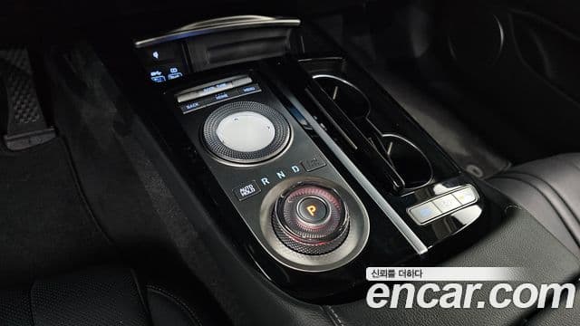 Genesis Electrified G80 2022 — ფოტო 9/20