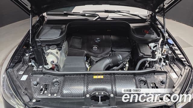 Mercedes-Benz GLE-Class 2025 — Photo 6/35