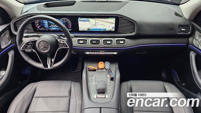 Mercedes-Benz GLE-Class 2025 — Photo 15/35