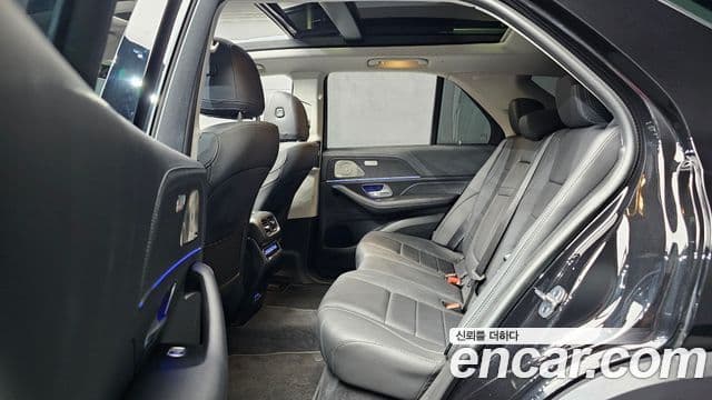 Mercedes-Benz GLE-Class 2025 — Photo 35/35