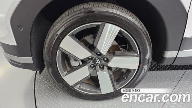 Hyundai Santa Fe 2025 — Şəkil 5/20
