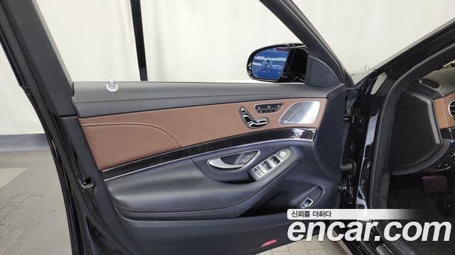 Mercedes-Benz S-Class 2020 — ფოტო 8/32