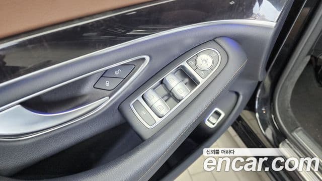 Mercedes-Benz S-Class 2020 — ფოტო 18/32