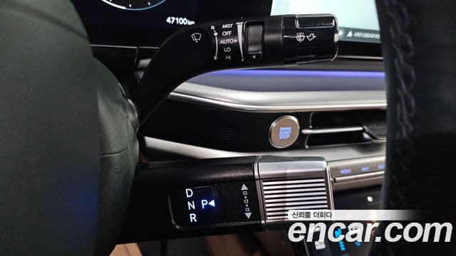 Hyundai Grandeur 2023 — ფოტო 9/20