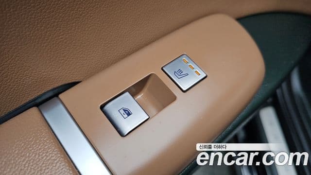 Hyundai Grandeur 2023 — ფოტო 18/20