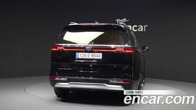Kia Carnival 2020 — Фото 4/20