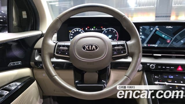 Kia Carnival 2020 — Фото 13/20