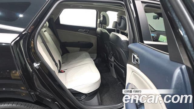 Kia Sportage 2022 — Şəkil 12/20