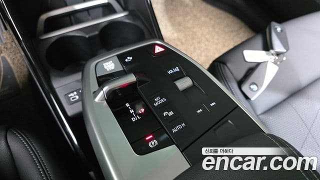 BMW 2 Series Active Tourer 2022 — ფოტო 8/20