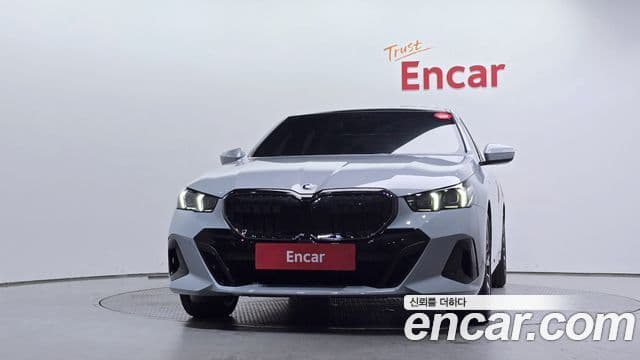 BMW 5 Series 2025 — Şəkil 3/20
