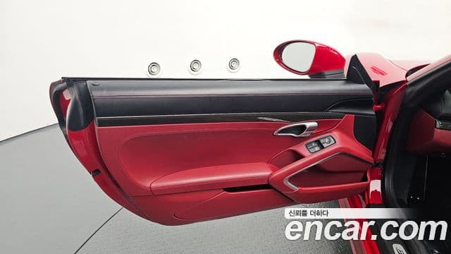 Porsche 718 Boxster 2020 — Photo 28/33