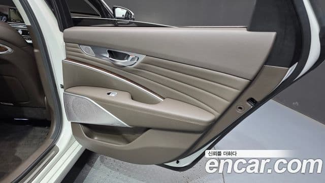 Kia The K9 2019 — ფოტო 34/36