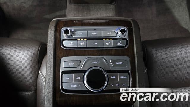 Kia The K9 2019 — ფოტო 35/36