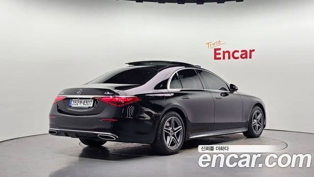 Mercedes-Benz S-Class 2023 — ფოტო 1/20