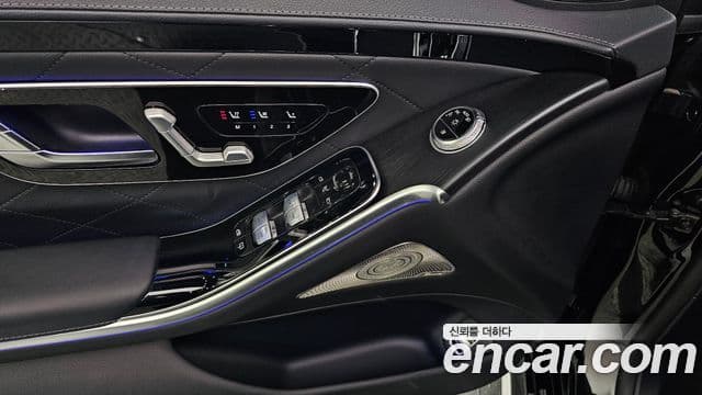 Mercedes-Benz S-Class 2023 — ფოტო 19/20