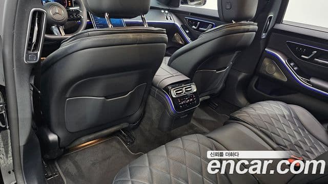 Mercedes-Benz S-Class 2023 — ფოტო 19/33