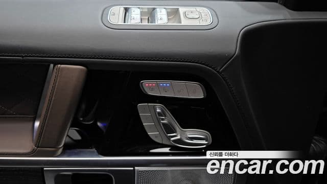 Mercedes-Benz G-Class 2023 — ფოტო 19/20
