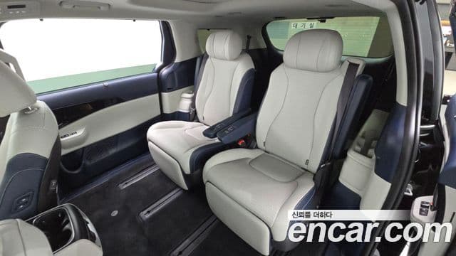 Kia Carnival 2024 — Фото 12/20