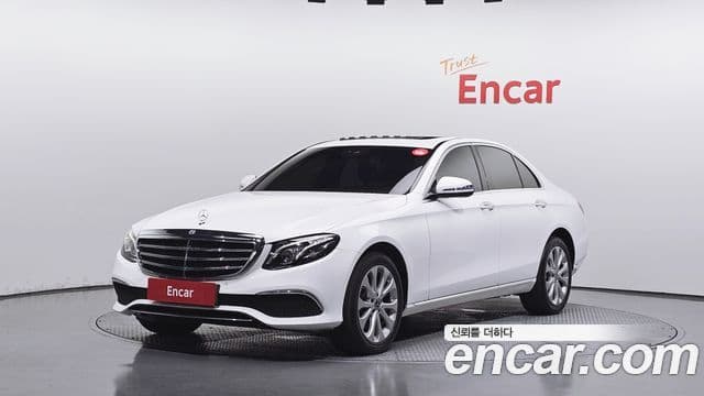 Mercedes-Benz E-Class 2019 — Şəkil 1/20