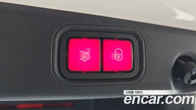 Mercedes-Benz E-Class 2019 — Şəkil 17/20
