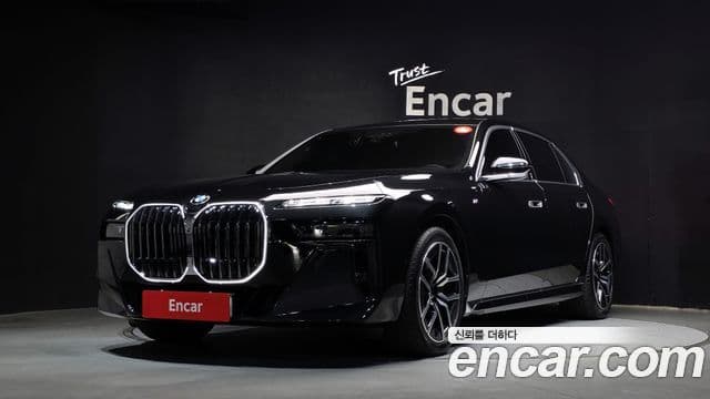 BMW 7 Series 2025 — ფოტო 1/20